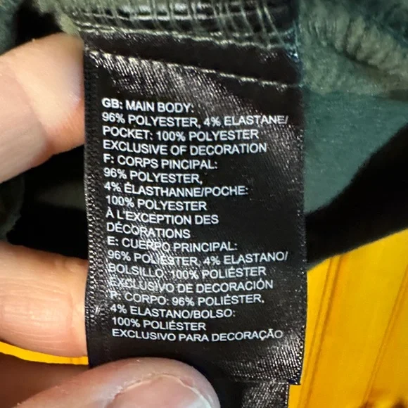 The North Face Men's Olive Green Lightweight Jacket - Picture 6 of 7